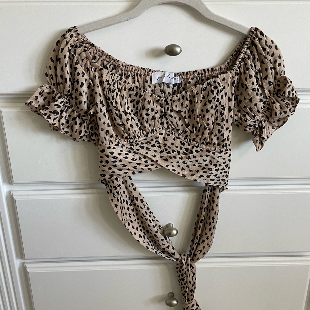 Petal & Pup Brown and White Ruffled Puff Sleeve Blouse
